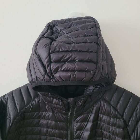 L.L. Bean Women's Ultra Light Goose Down Black Puffer Jacket-3X - Picture 2 of 9